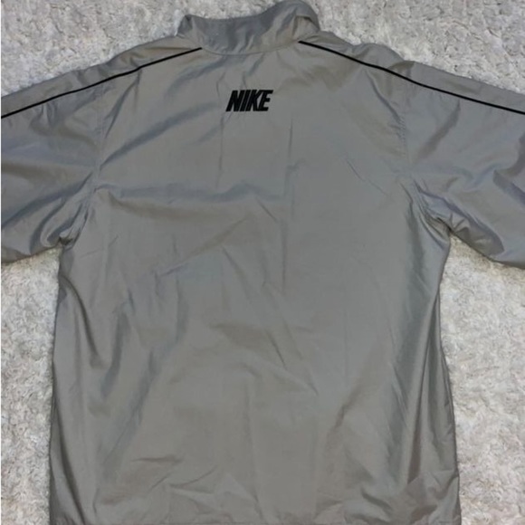 Nike Sweater - Picture 4 of 5